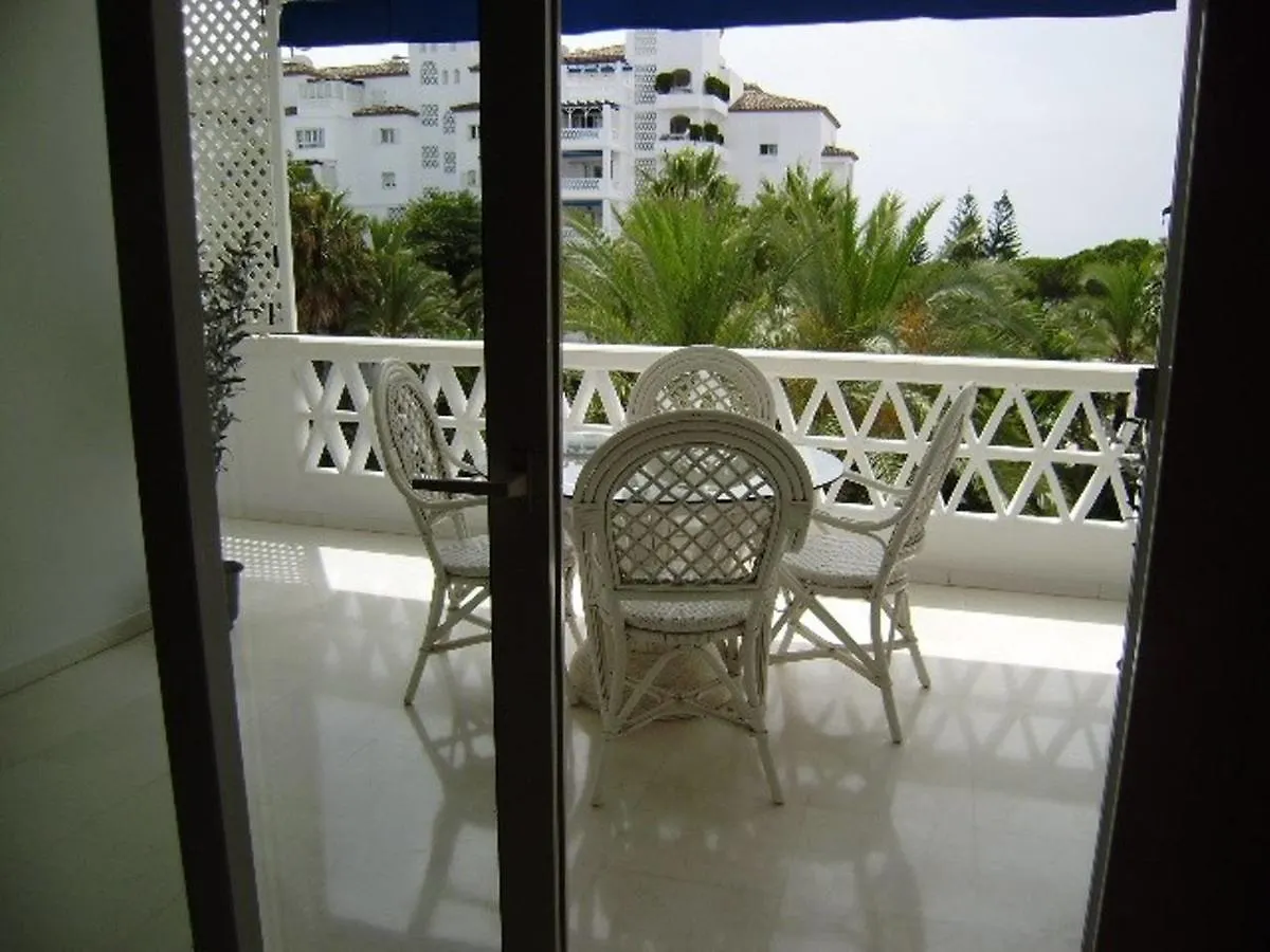 Las Gaviotas Marbella 0*,
